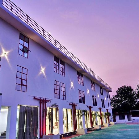 Oyo Townhouse 779 Gods County Hotel Tarapith Luaran gambar