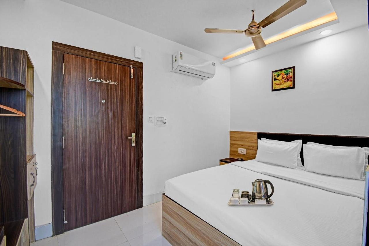 Oyo Townhouse 779 Gods County Hotel Tarapith Luaran gambar